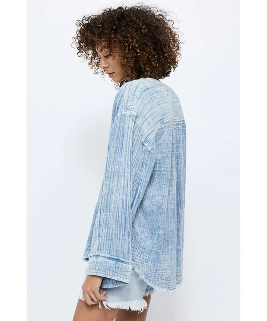 Anguilla Washed Pullover Flower Blue