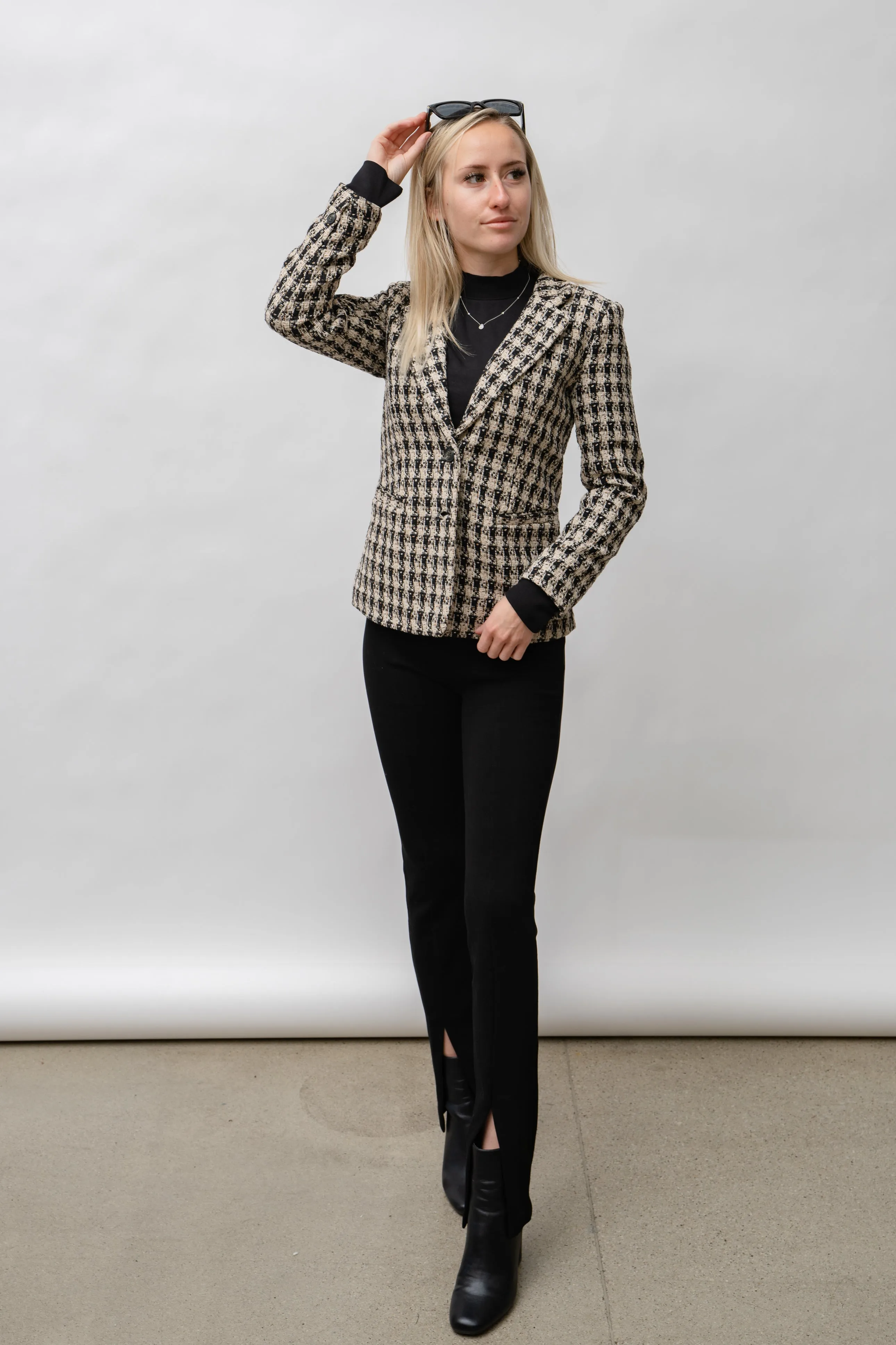 Chic  & Classy Houndstooth Blazer