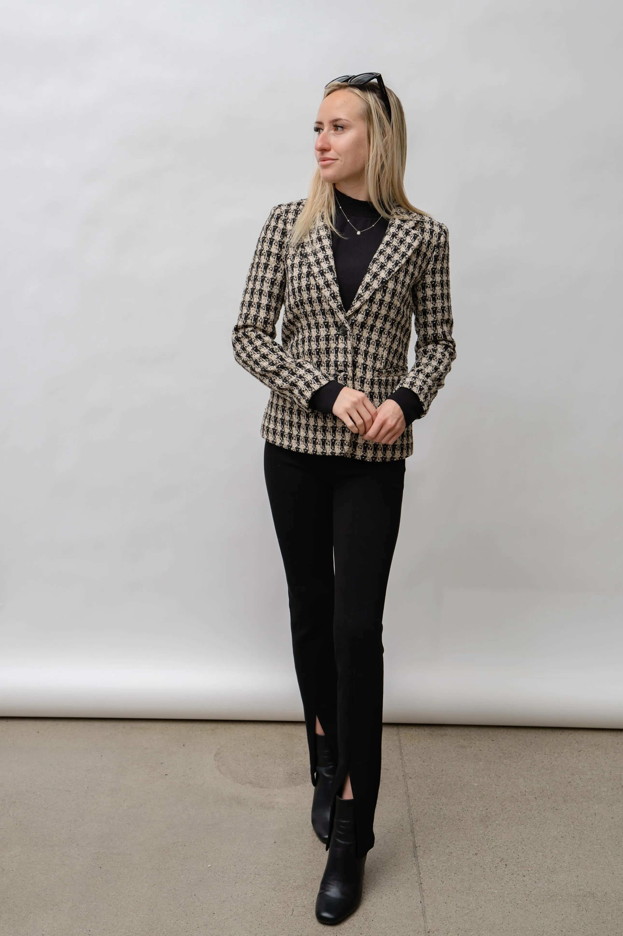 Chic  & Classy Houndstooth Blazer