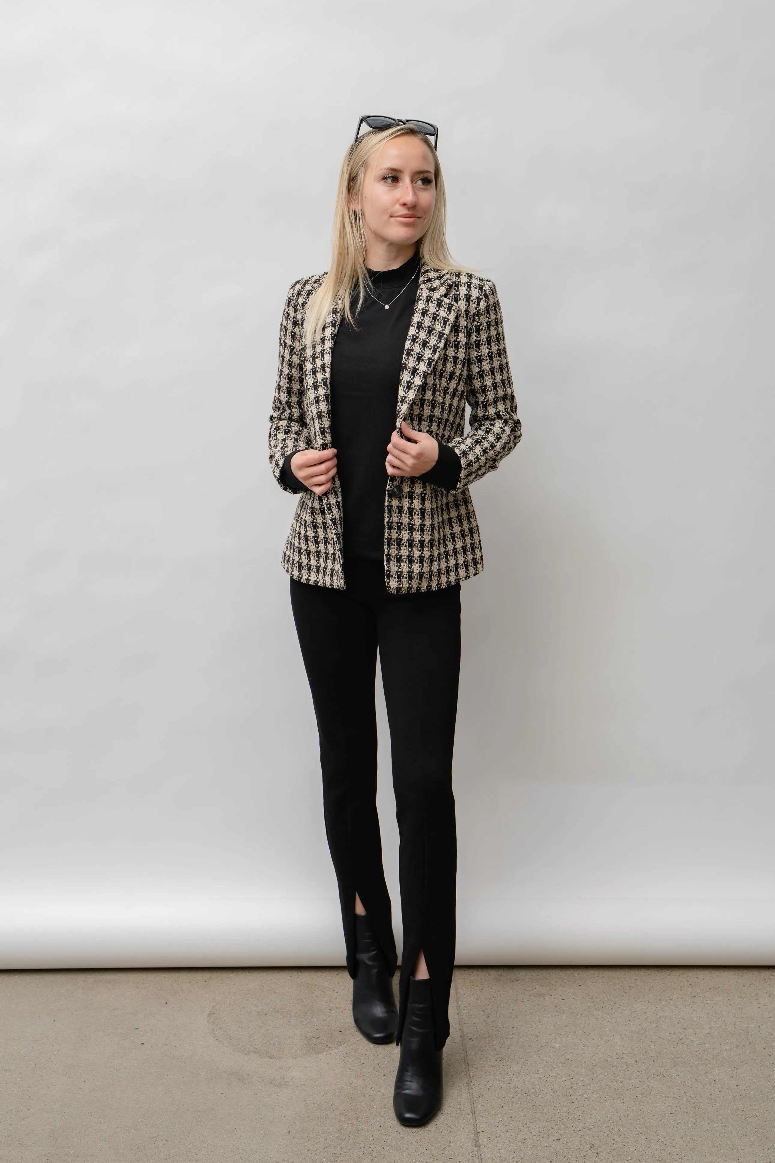 Chic  & Classy Houndstooth Blazer