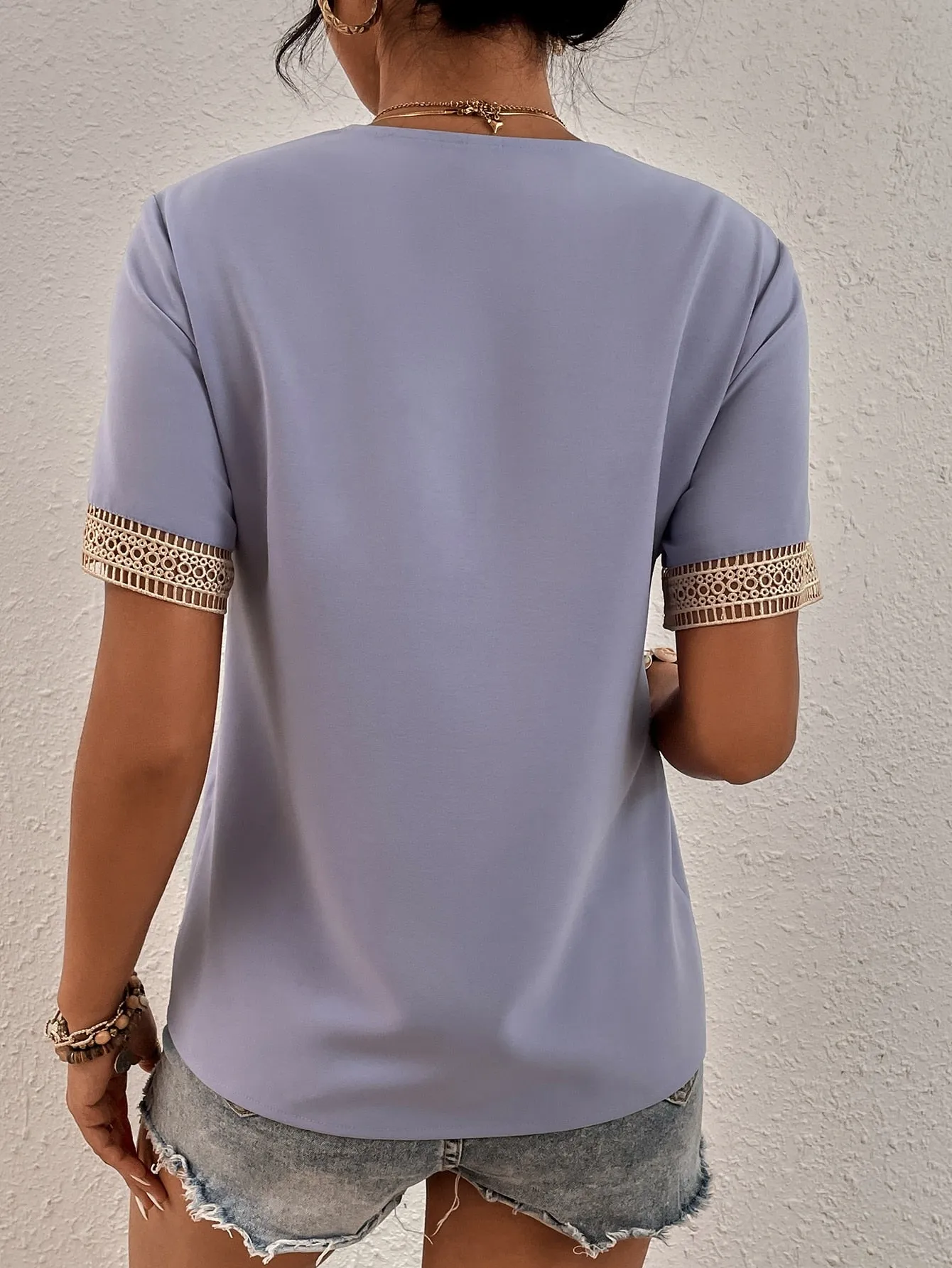 Contrast Guipure Lace Blouse