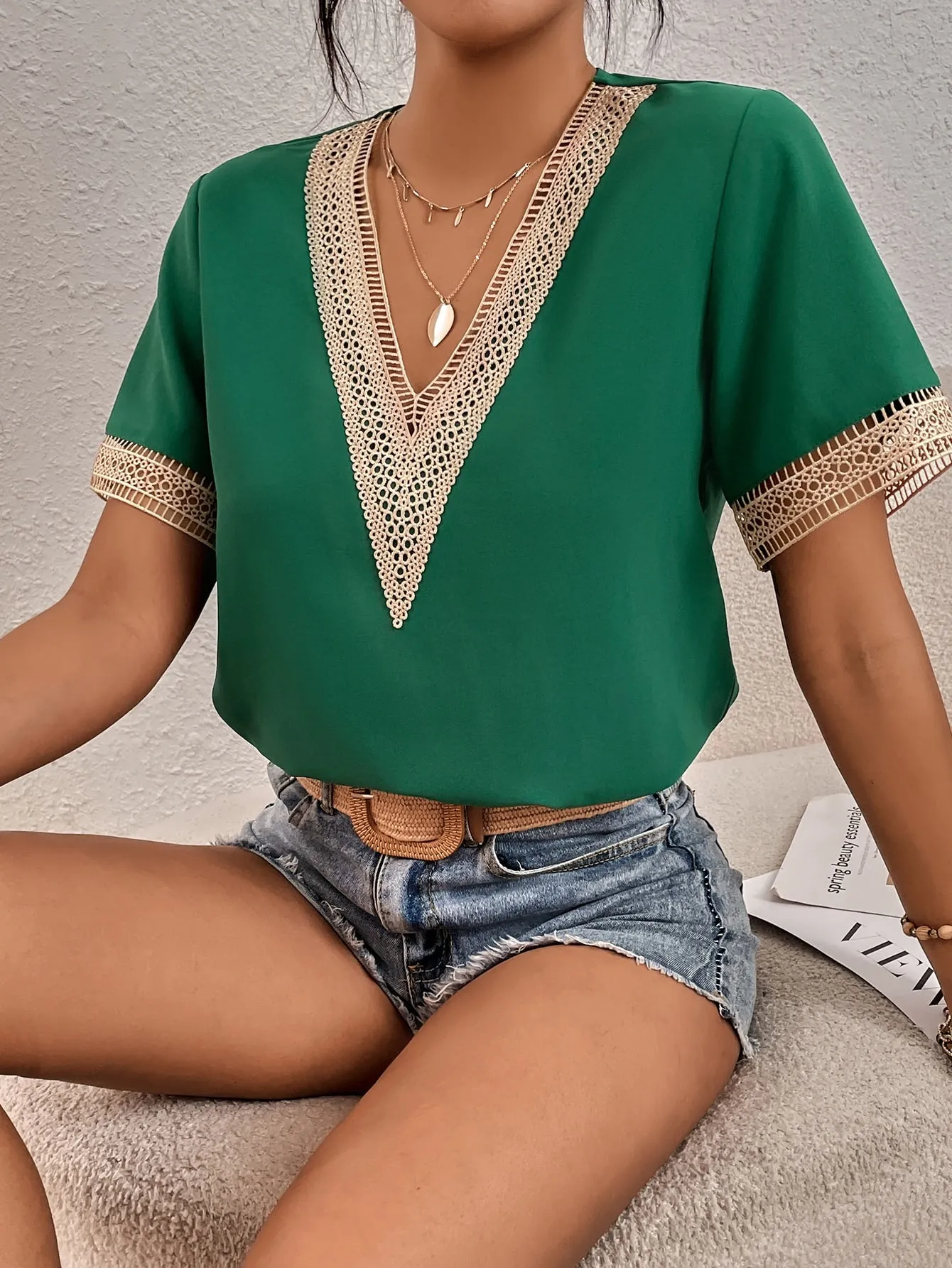 Contrast Guipure Lace Blouse