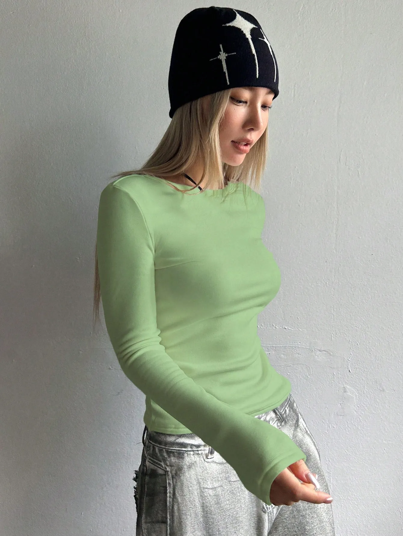 DAZY Solid Round Neck Tee