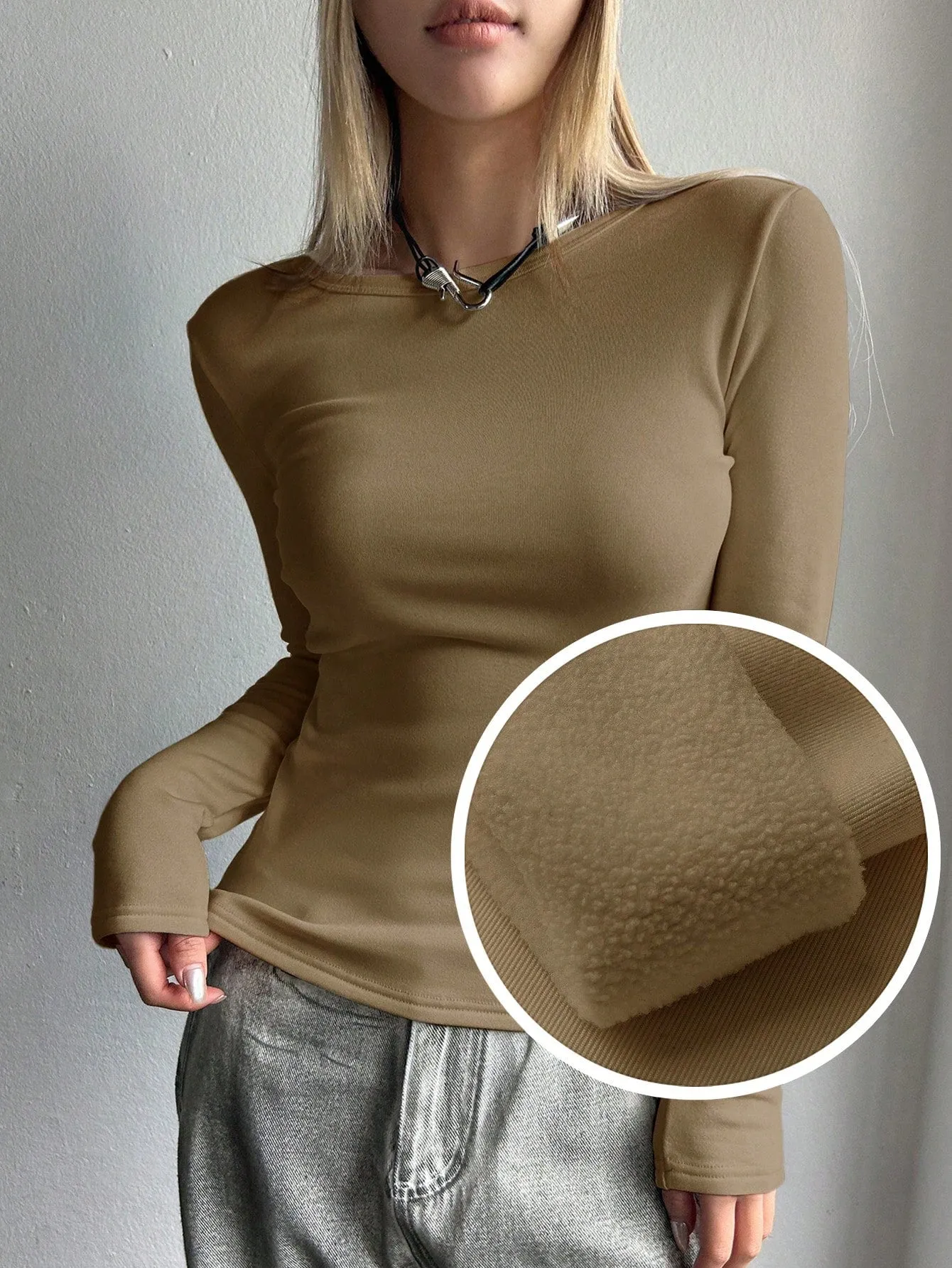 DAZY Solid Round Neck Tee