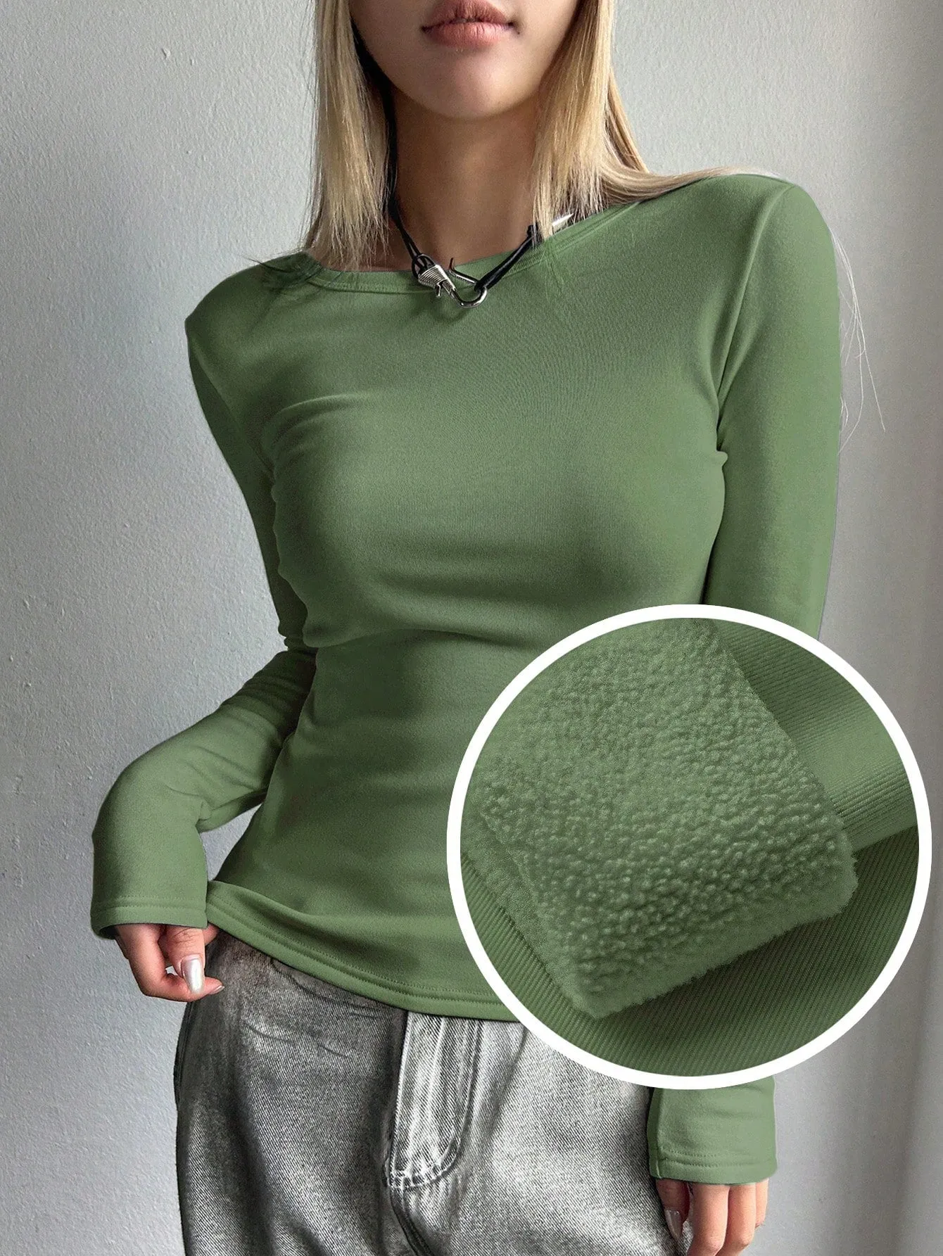 DAZY Solid Round Neck Tee