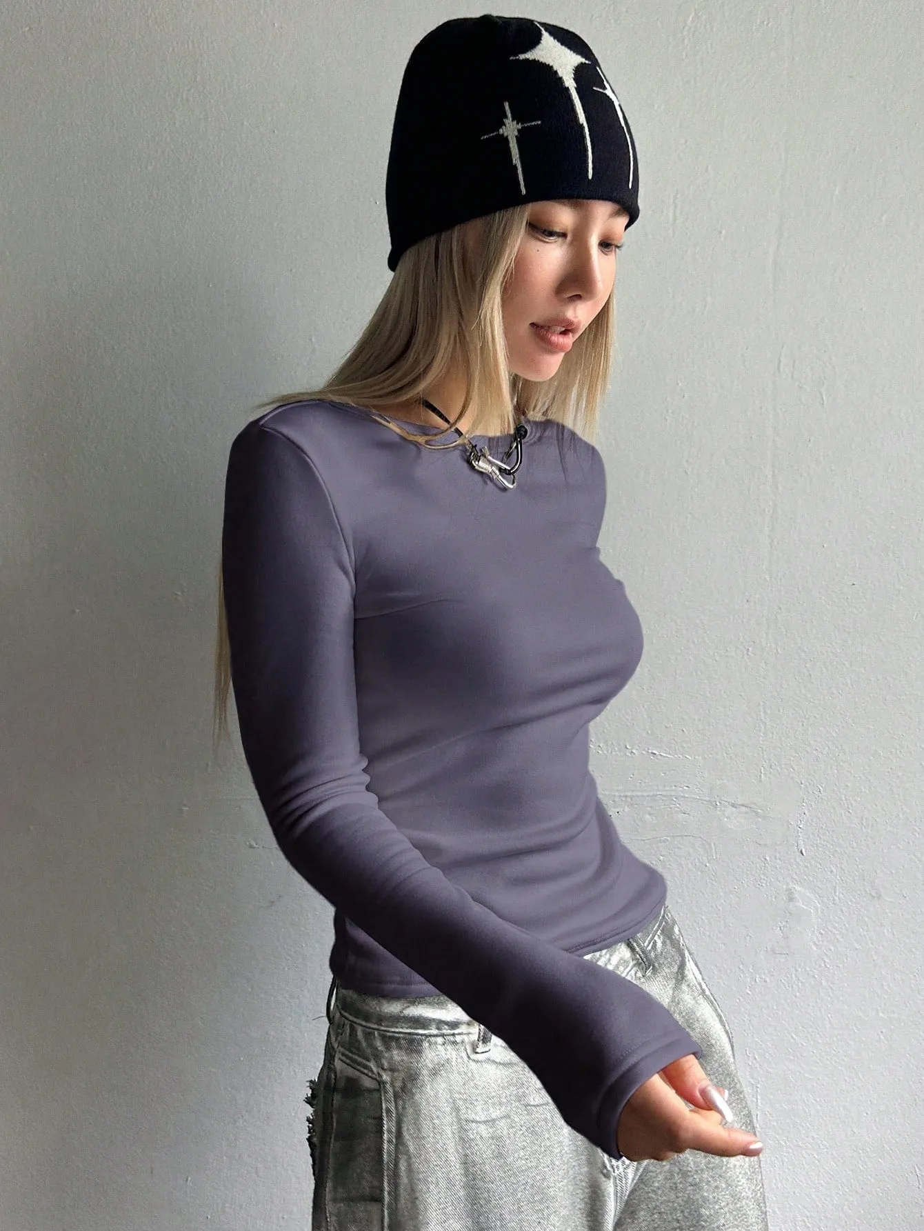 DAZY Solid Round Neck Tee