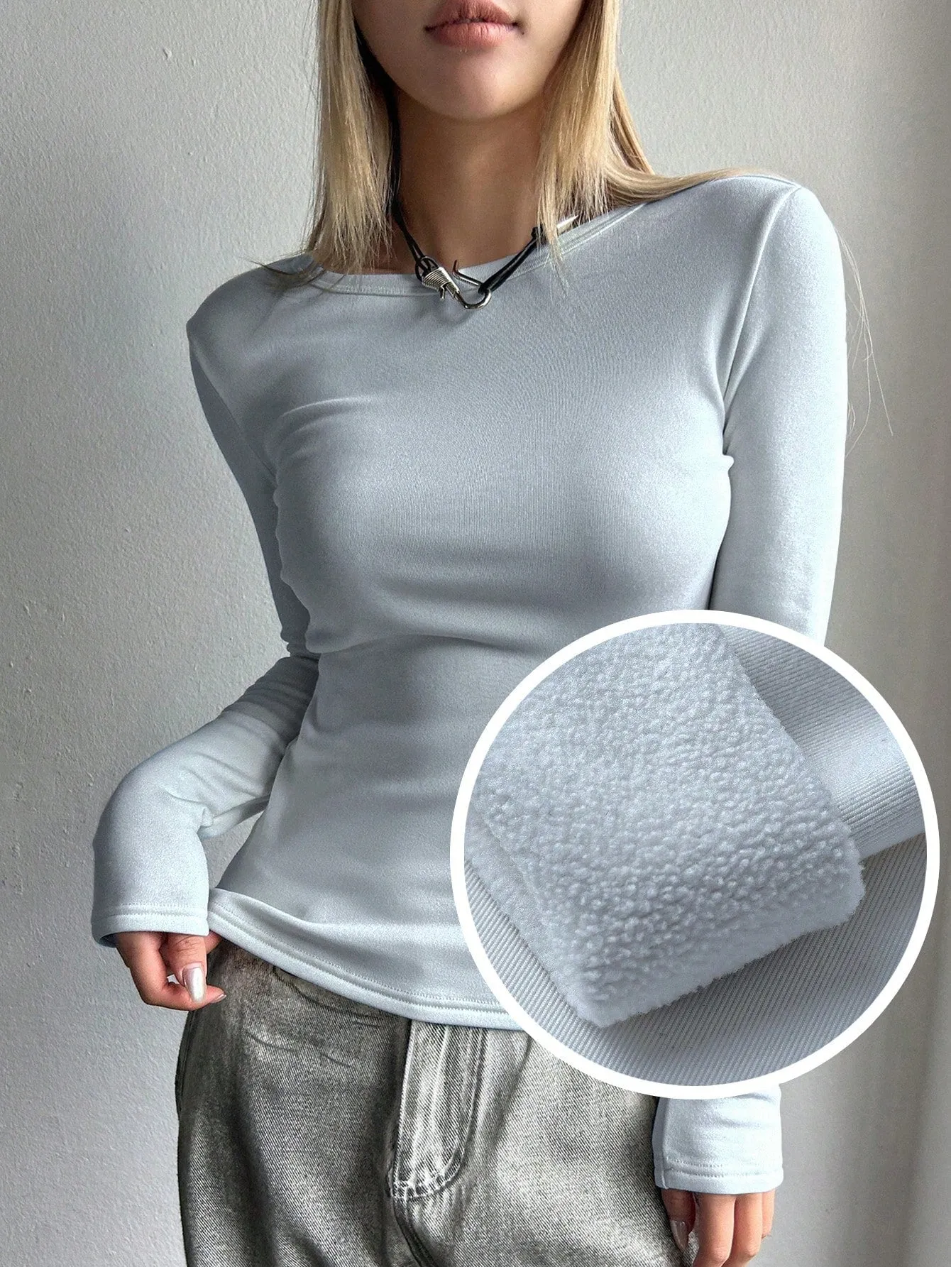 DAZY Solid Round Neck Tee