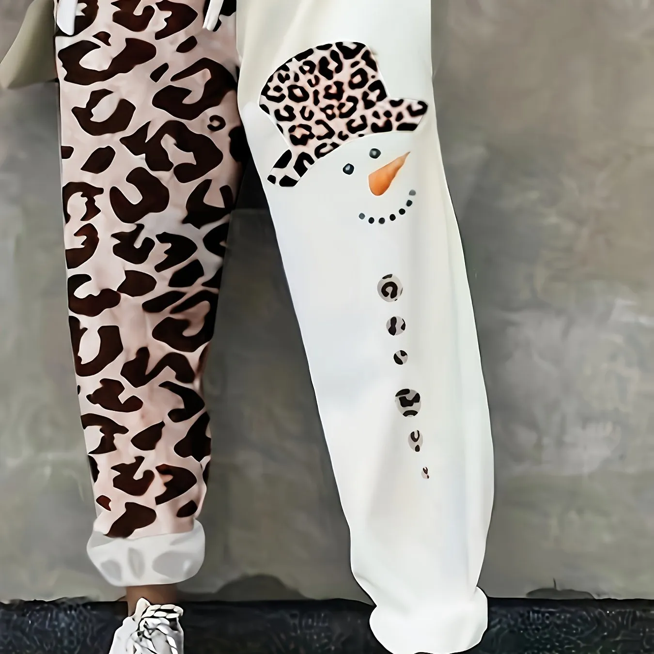 Elegant Plus Size Women's Joggers with 3D Floral Print - Casual Sporty Sweatpants, Stretch Fabric, Non-See-Through