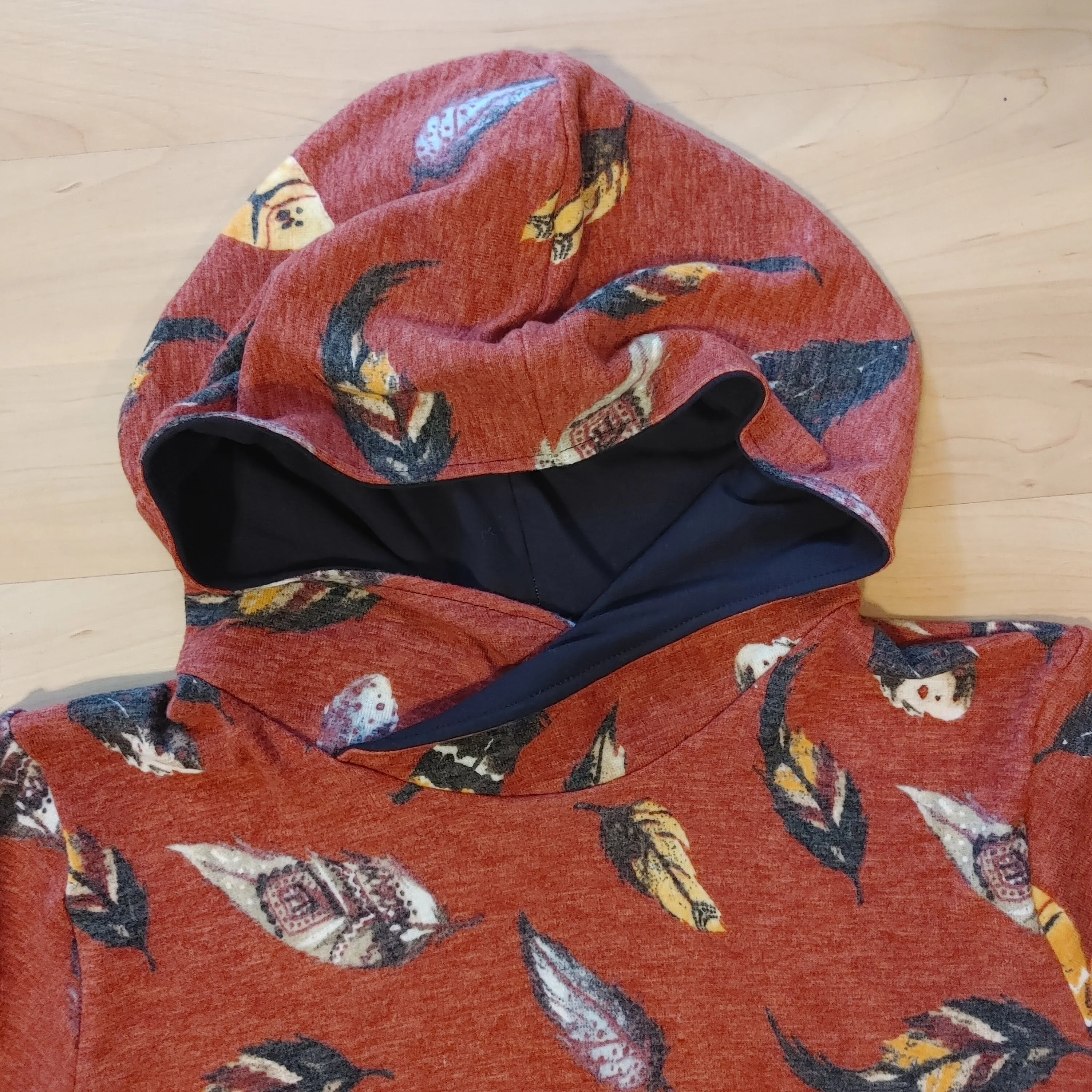 Feathers/Navy/Navy Stripe (adult)