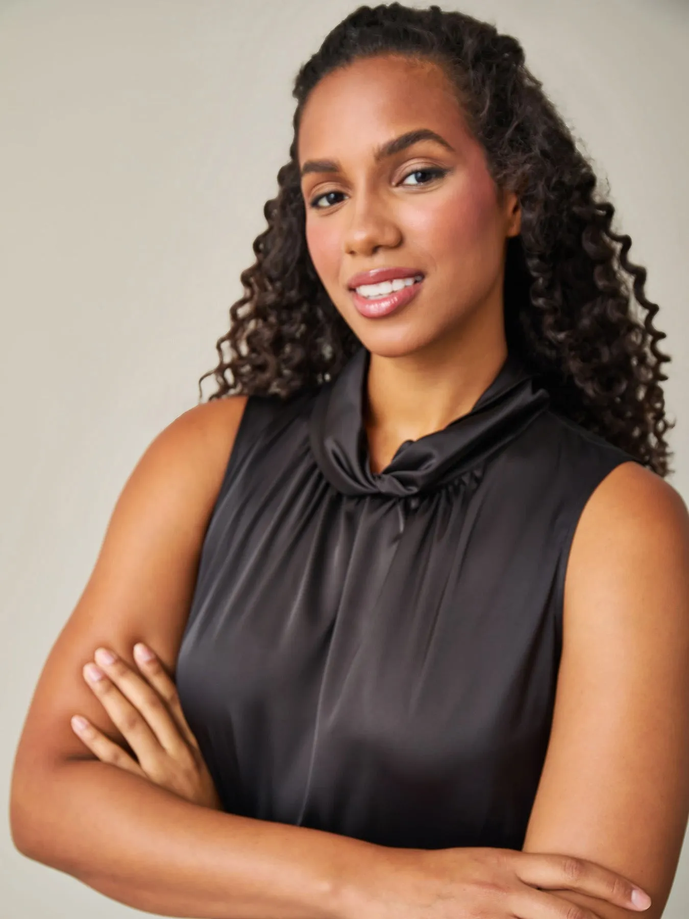 Plus Sleeveless Twist Neck Blouse, Black