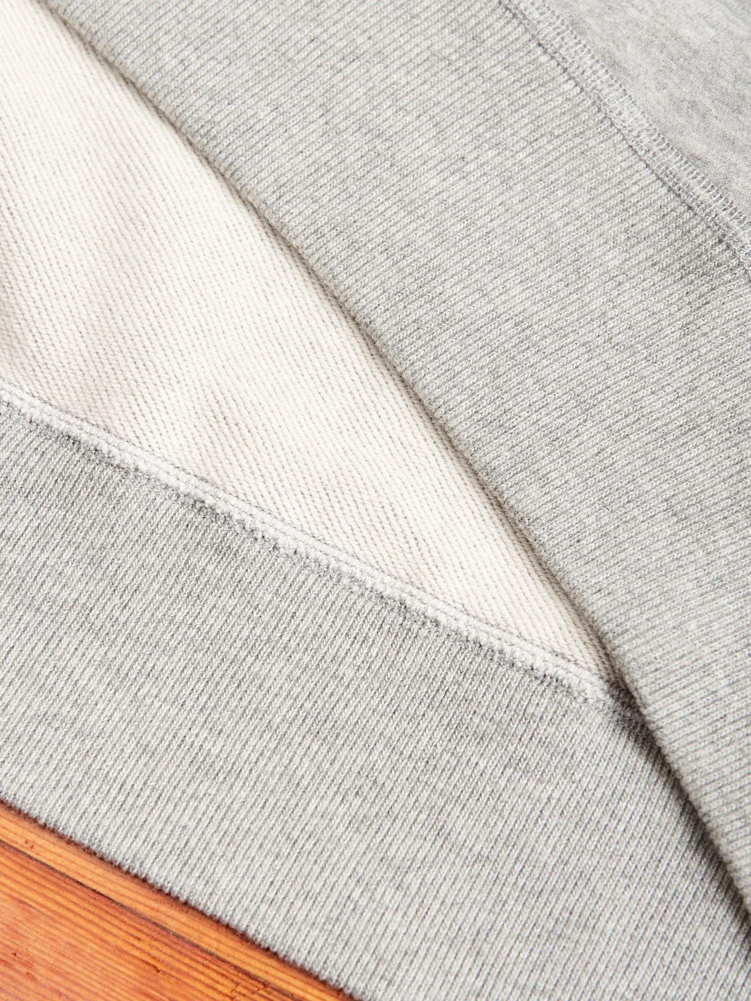 Pullover Hoodie in Heather Grey