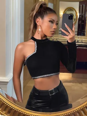 SHEIN BAE Asymmetrical Neck Contrast Tape Crop Velvet Tee