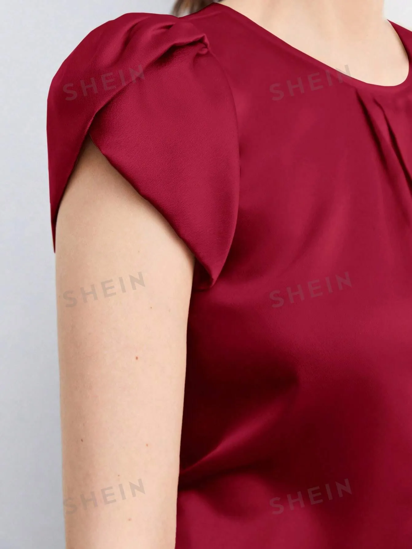 SHEIN BIZwear Solid Petal Sleeve Blouse