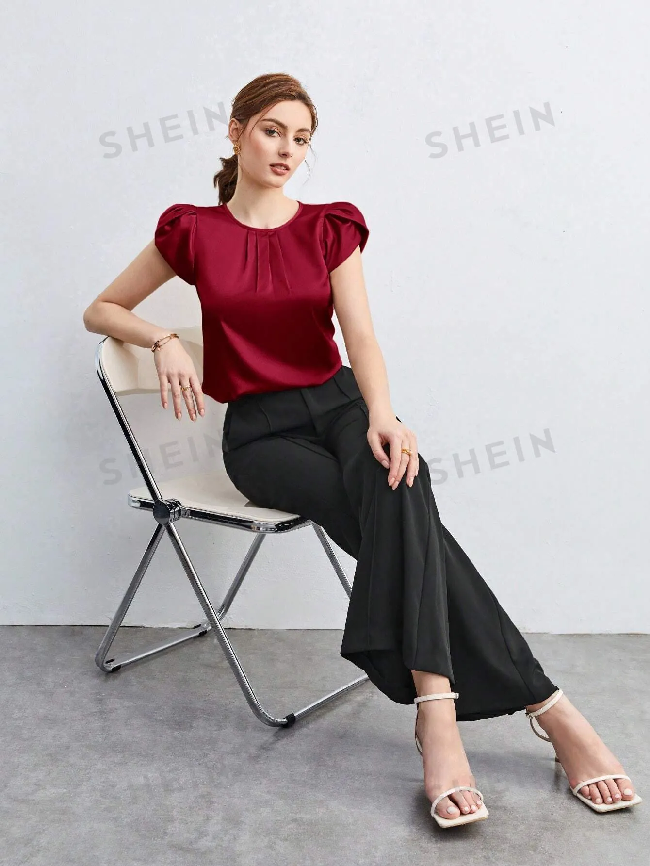 SHEIN BIZwear Solid Petal Sleeve Blouse