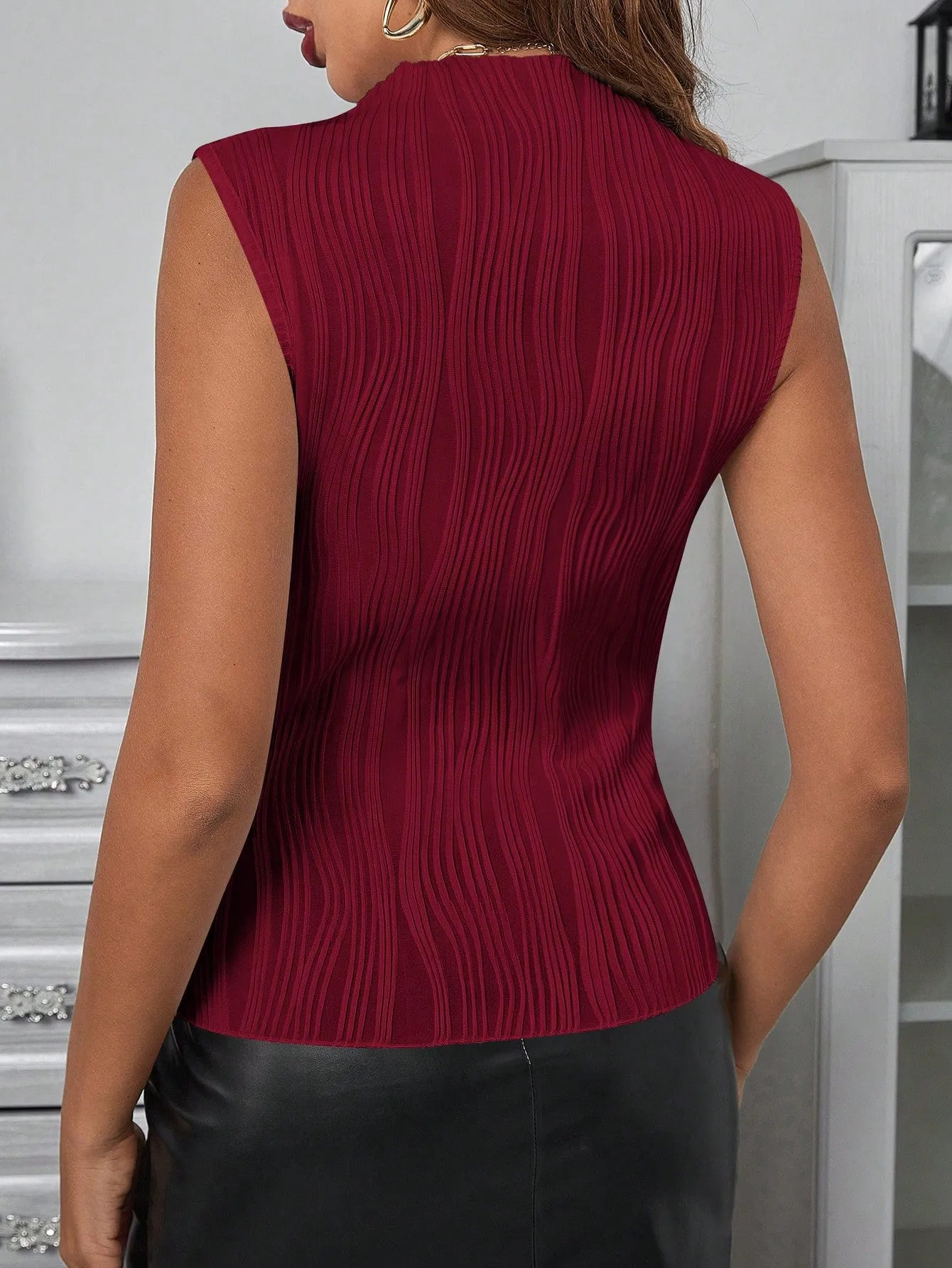 SHEIN Essnce Mock Neck Solid Tank Top