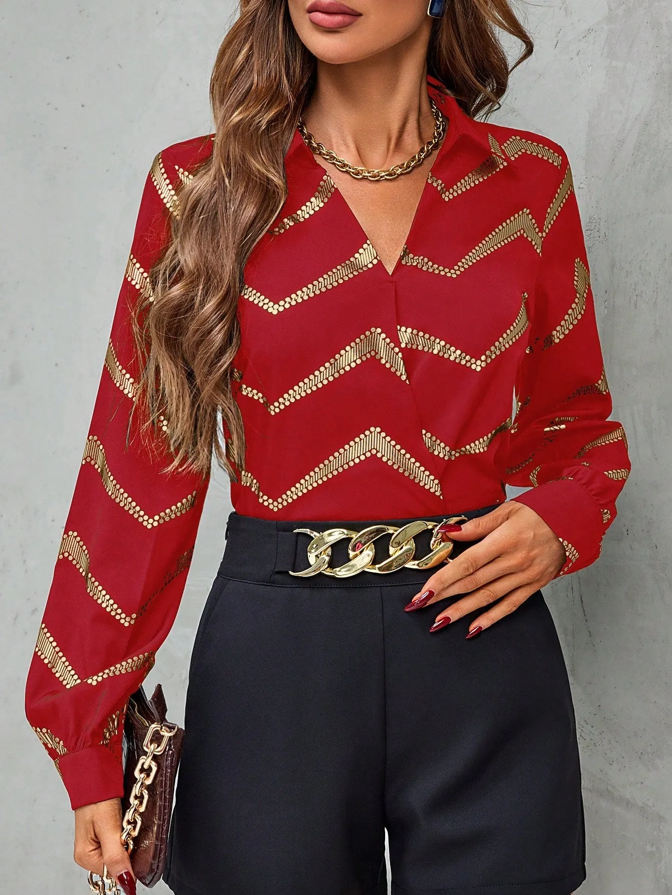 Women'S Lantern Sleeve Shirt With Gold Printed Pattern