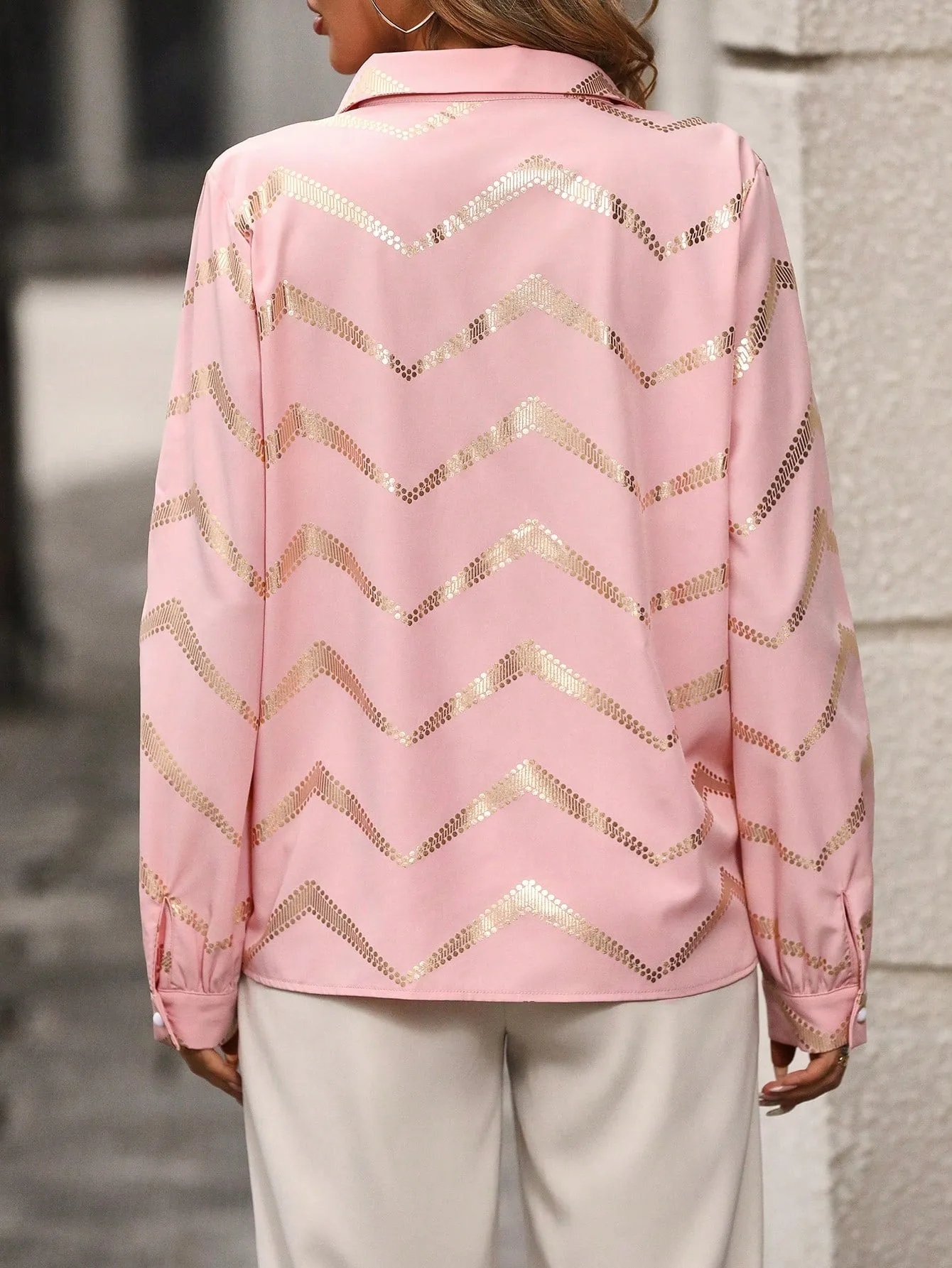 Women'S Lantern Sleeve Shirt With Gold Printed Pattern