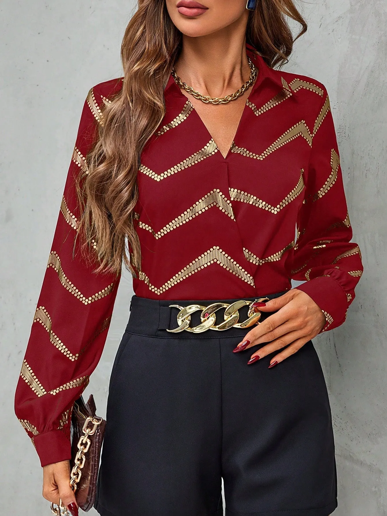 Women'S Lantern Sleeve Shirt With Gold Printed Pattern